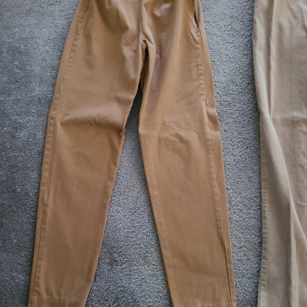 Kaki pants bundle - Picture 2 of 6